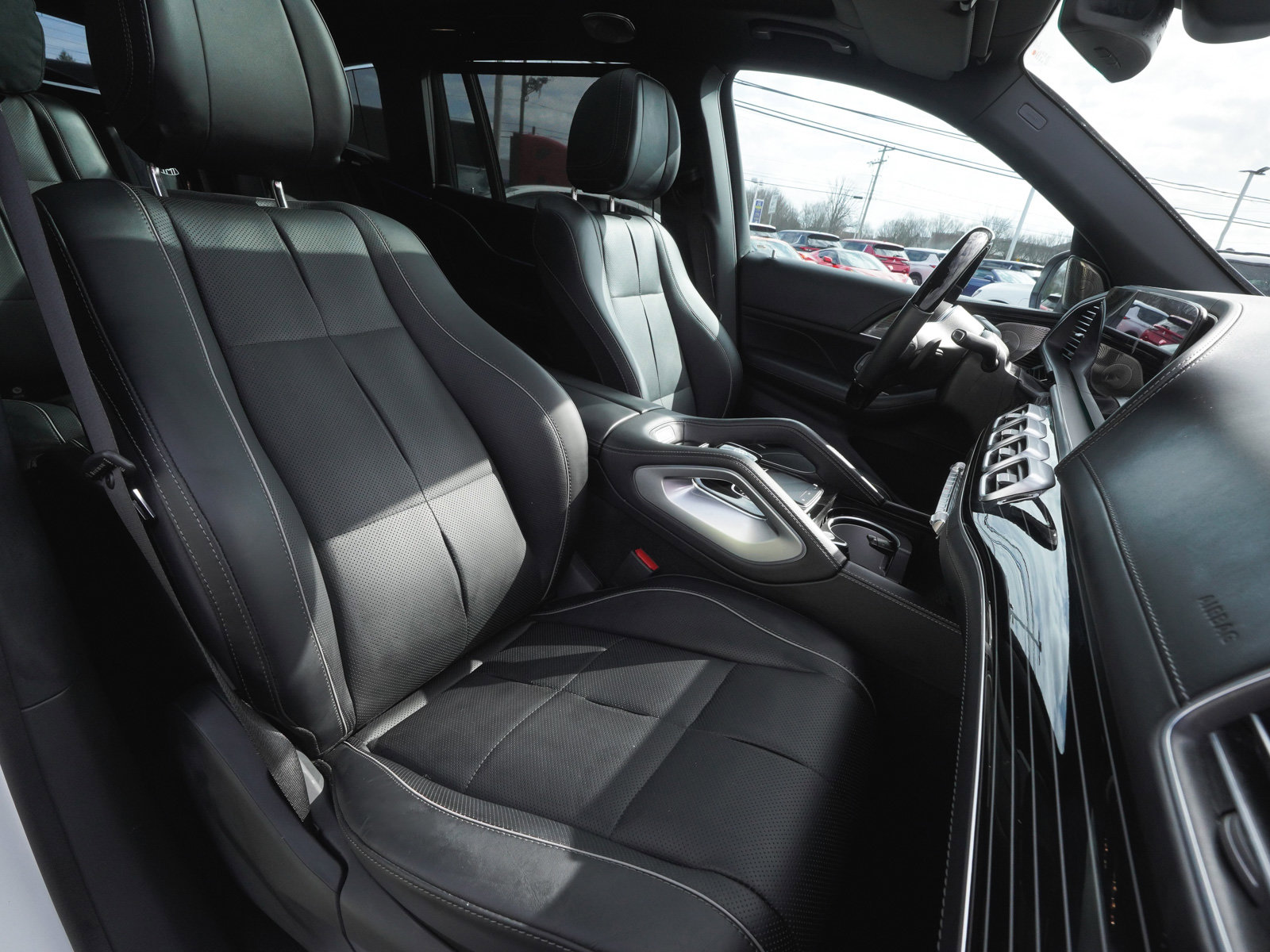 Used 2023 Mercedes-Benz Maybach GLS 600 4MATIC image 55