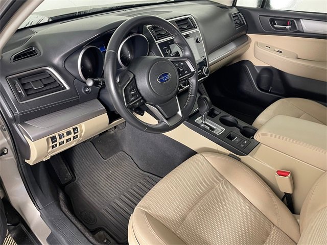 Used 2018 Subaru Outback 2.5i Premium image 3