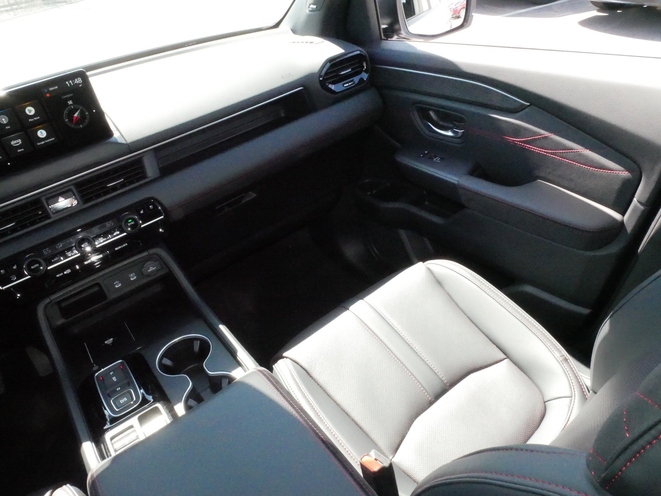 Certified 2026 Honda Pilot Black Edition image 11
