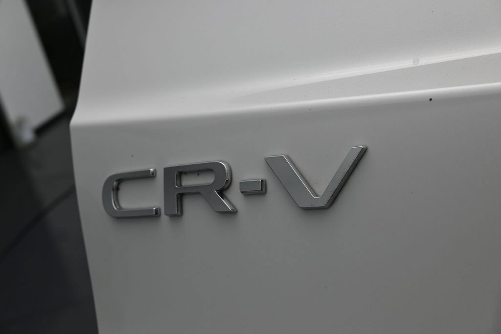 Used 2025 Honda CR-V LX image 34
