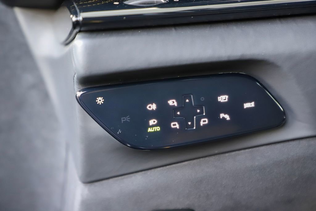 Certified 2025 Ferrari Purosangue image 30