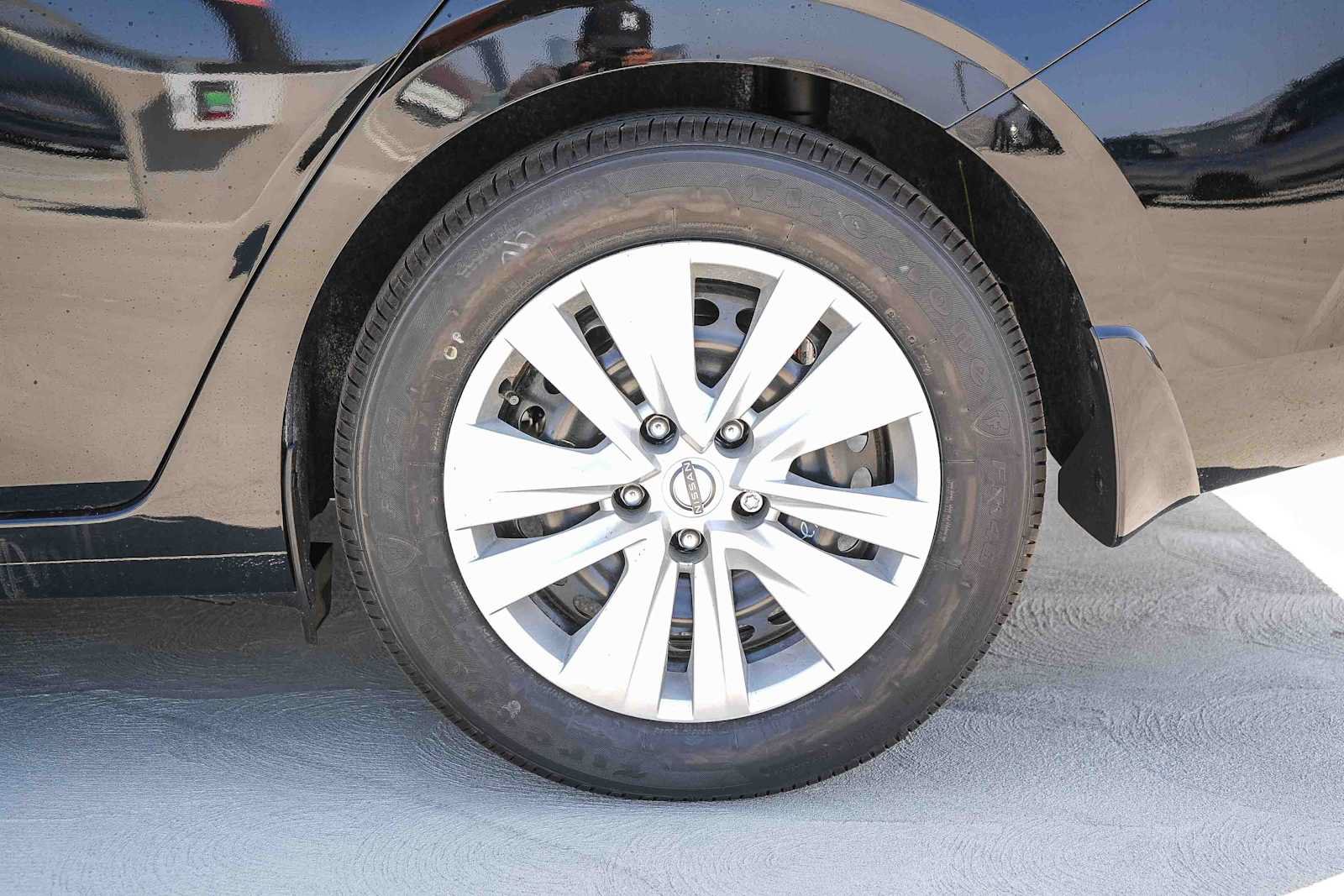 New 2025 Nissan Sentra S FWD image 11