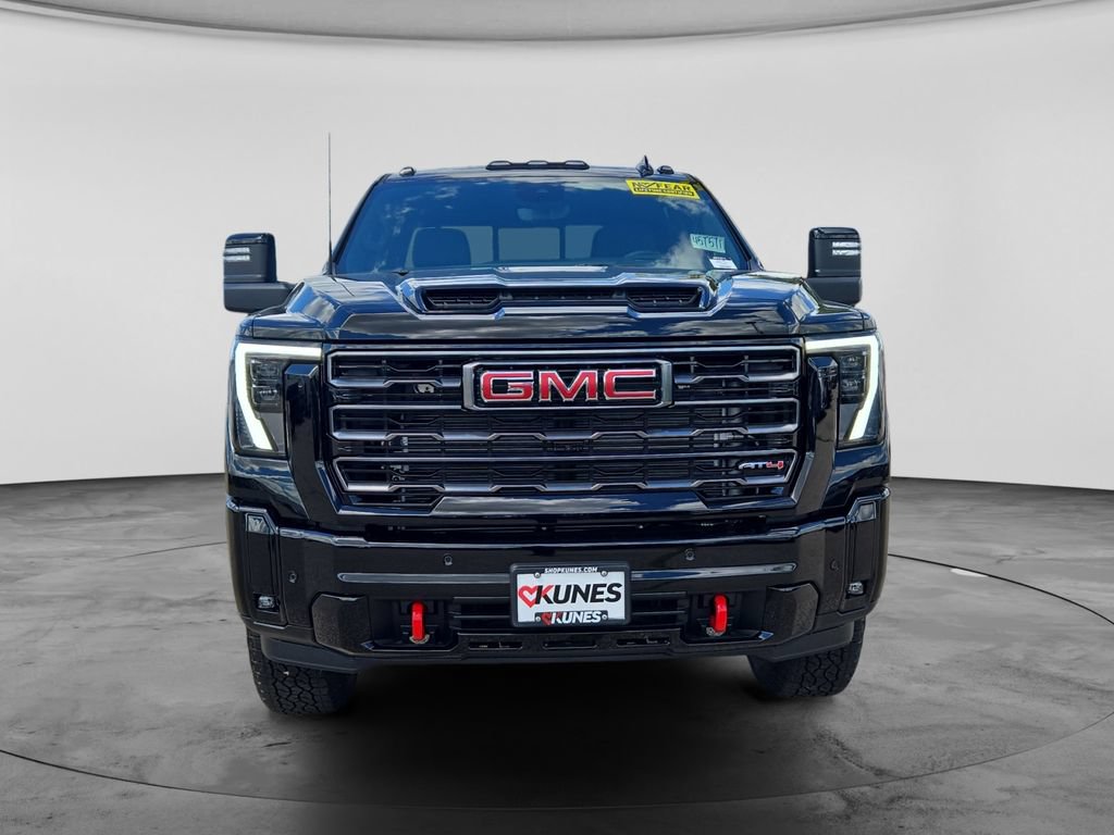 New 2026 GMC Sierra 2500 AT4 w/ AT4 Premium Plus Package AWD/4WD image 4