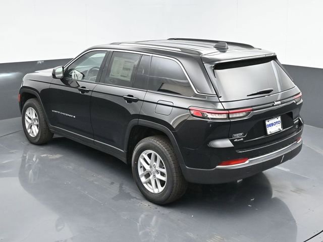 Used 2024 Jeep Grand Cherokee Laredo X image 35