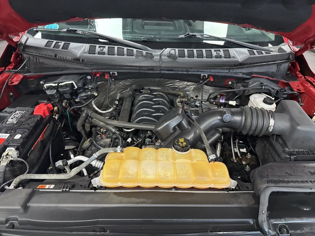 Used 2016 Ford F150 Lariat image 15