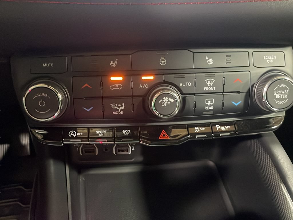 New 2026 Dodge Durango GT w/ Blacktop Package AWD/4WD image 24