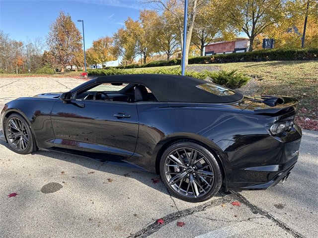 Used 2021 Chevrolet Camaro ZL1 image 24