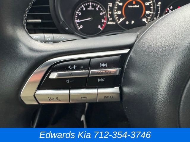 Used 2019 MAZDA MAZDA3 Hatchback w/ Premium Package image 17