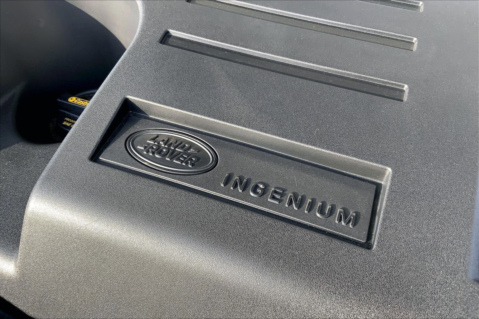 Used 2024 Land Rover Defender 130 S image 32