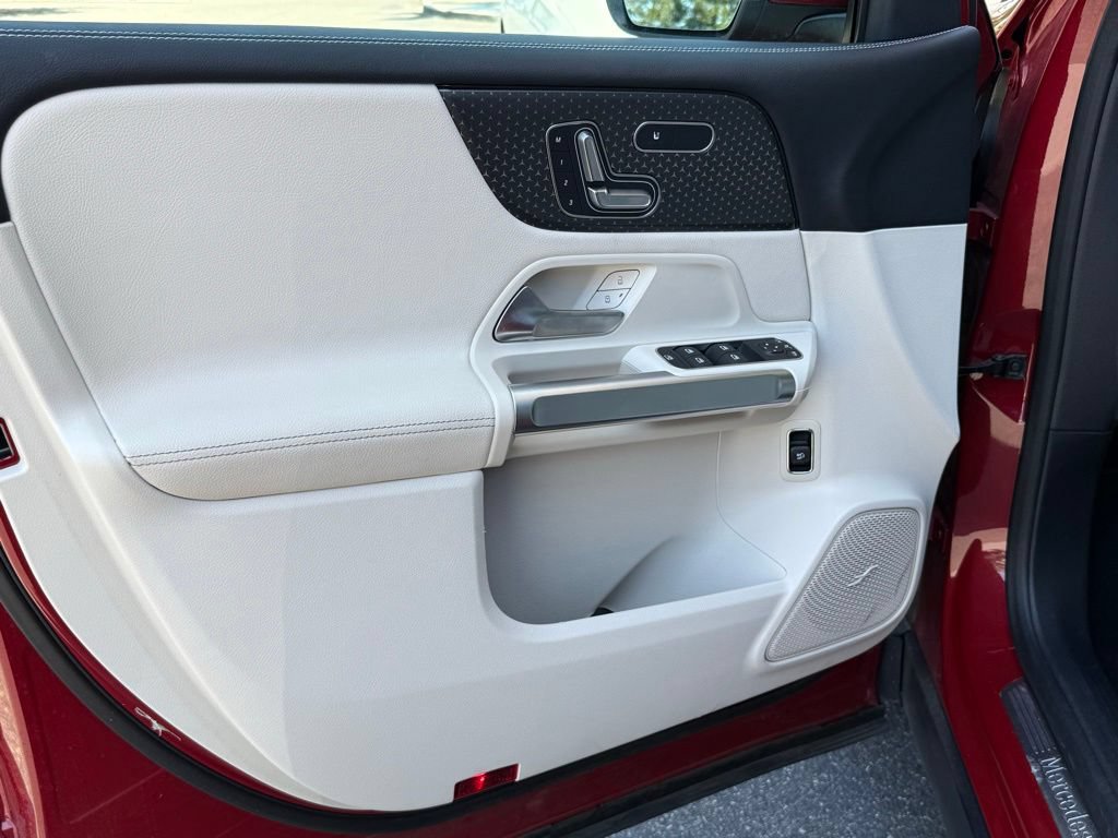 Certified 2026 Mercedes-Benz GLB 250 image 18