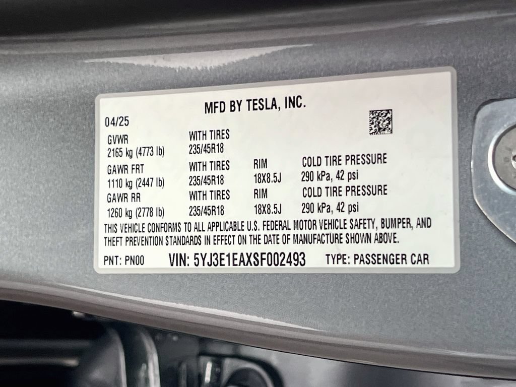 Used 2025 Tesla Model 3 Long Range RWD image 33