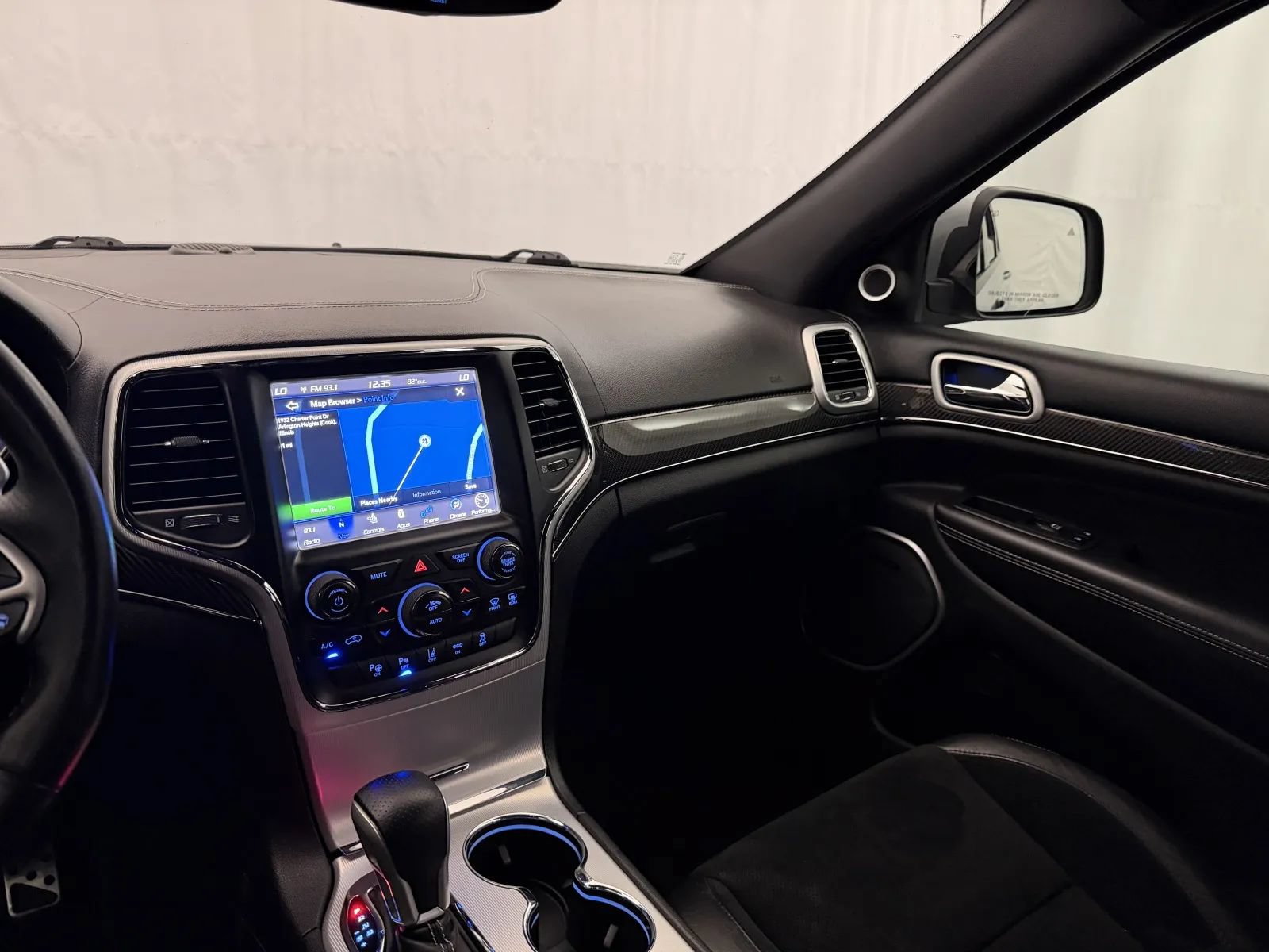 Used 2018 Jeep Grand Cherokee SRT AWD/4WD image 27