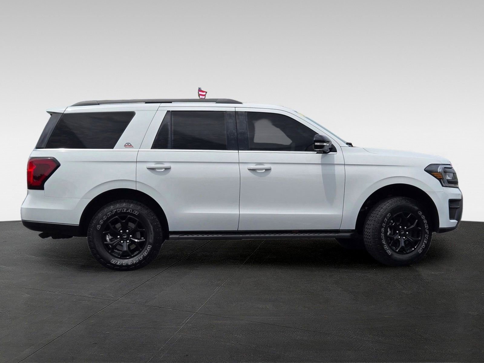 Used 2024 Ford Expedition Timberline AWD/4WD image 3