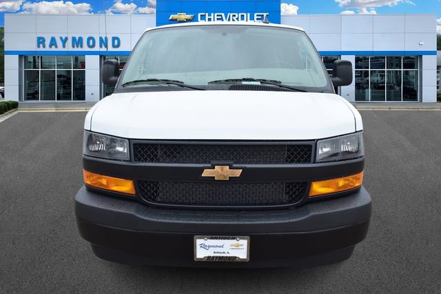 New 2025 Chevrolet Express 2500 Extended image 9