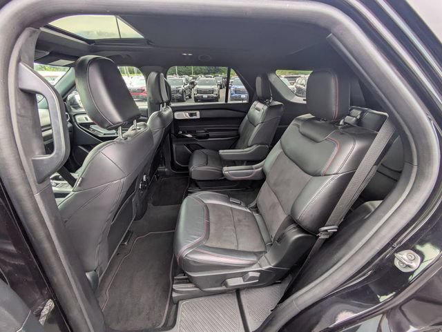 Used 2022 Ford Explorer ST w/ Equipment Group 401A AWD/4WD image 31