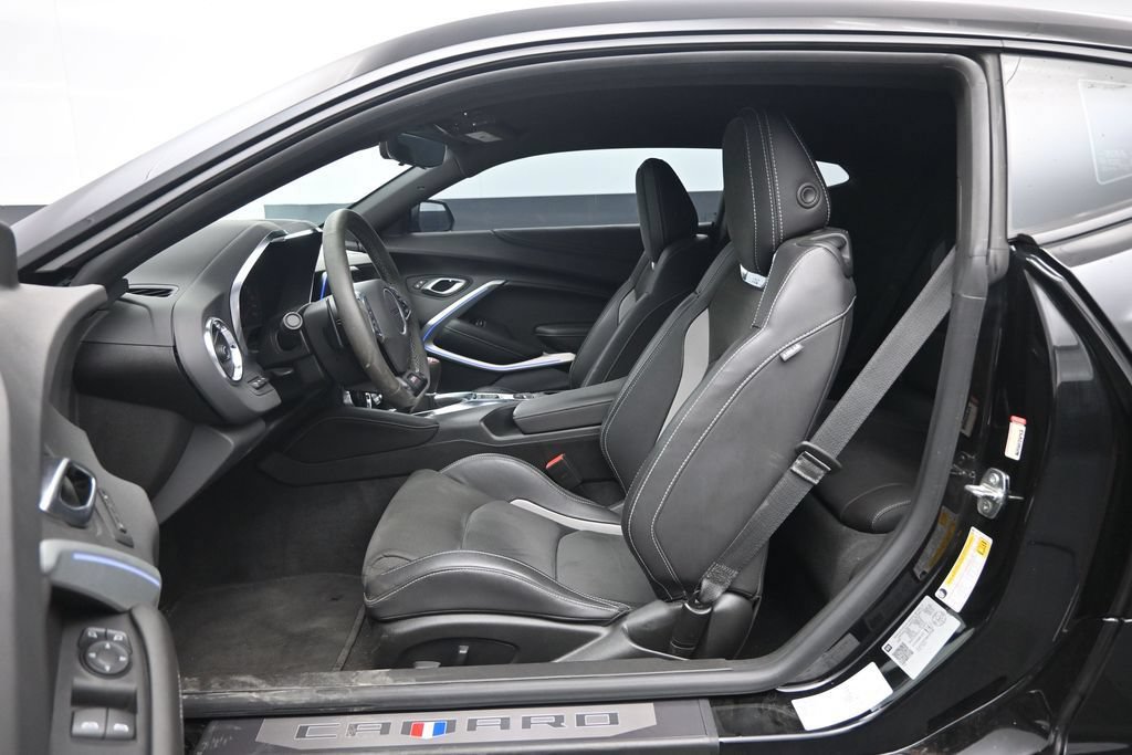 Used 2022 Chevrolet Camaro SS RWD image 25