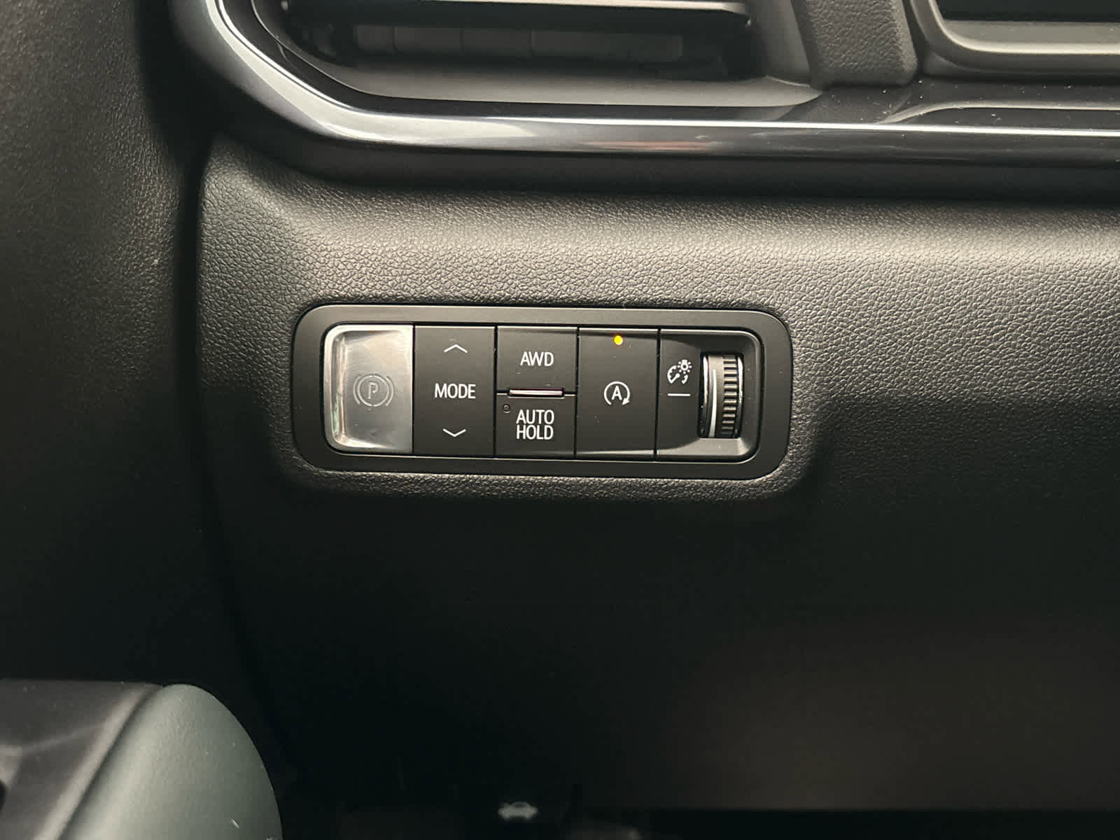 Used 2026 GMC Terrain AT4 image 23