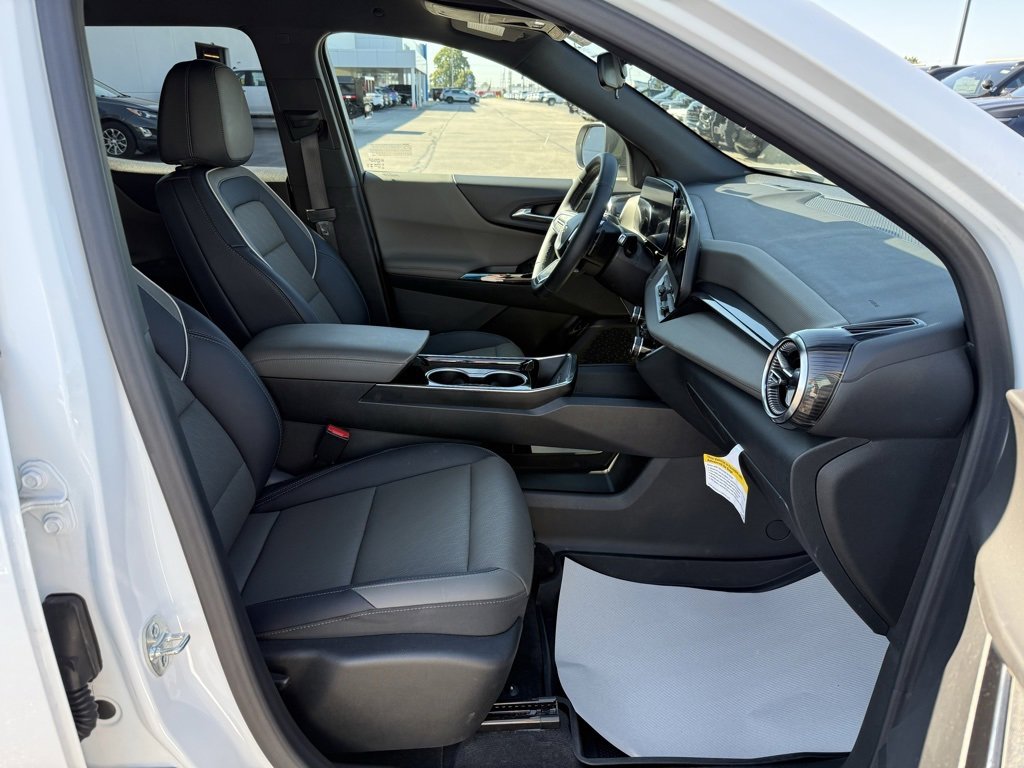 New 2025 Chevrolet Equinox LT w/ Convenience Package II image 19