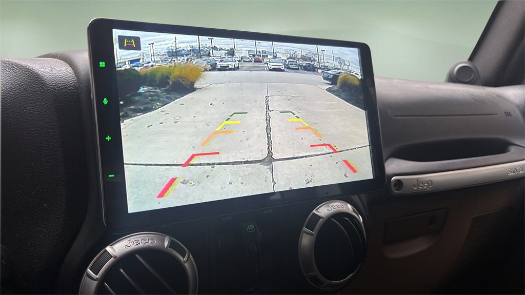 Used 2012 Jeep Wrangler Unlimited Sahara w/ Dual Top Group image 21