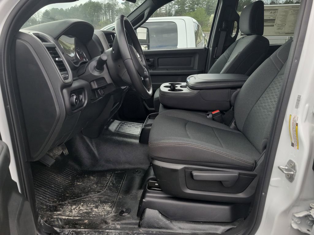 New 2025 RAM 5500 Tradesman image 29