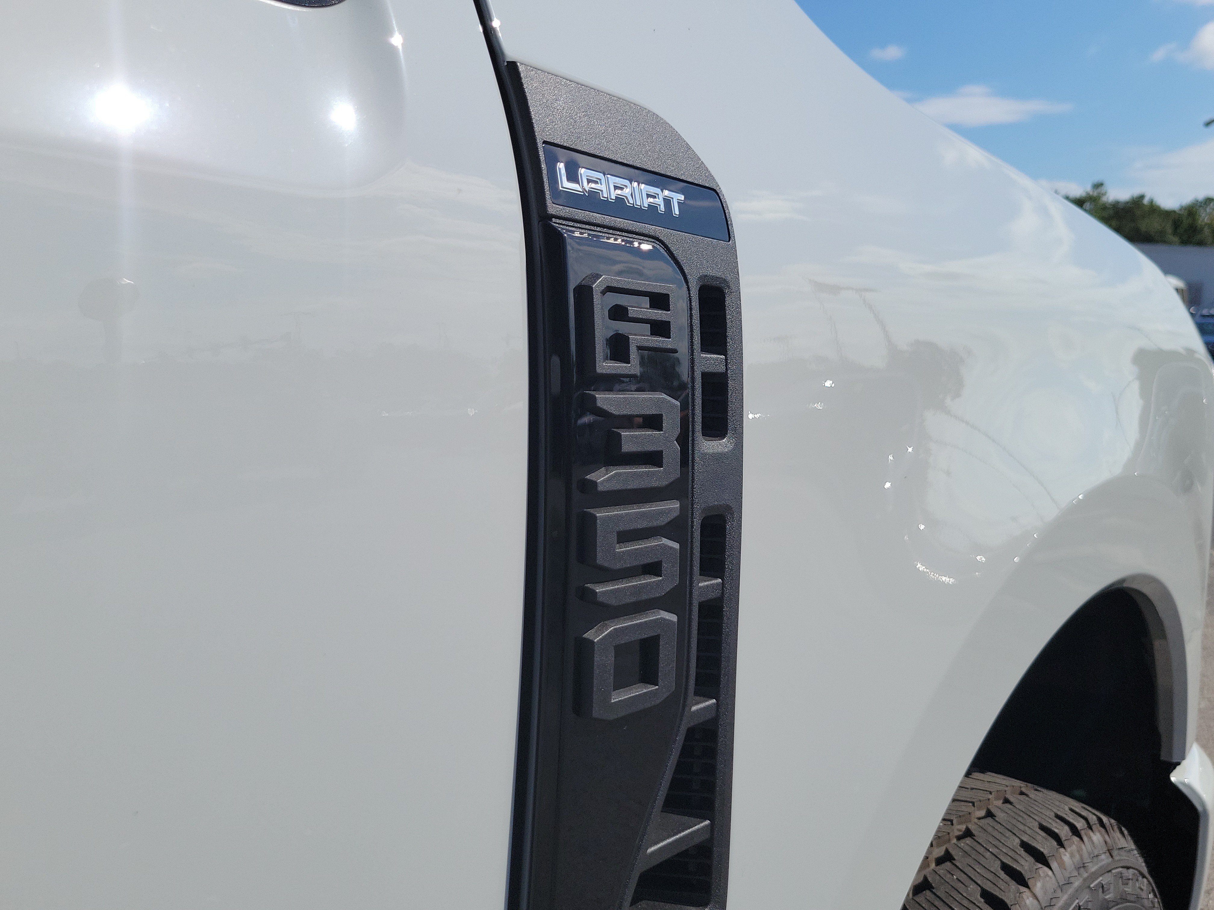 New 2026 Ford F350 Lariat w/ Black Appearance Package AWD/4WD image 9