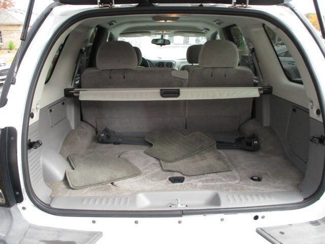Used 2005 Chevrolet TrailBlazer LS w/ LS Preferred Equipment Group image 21