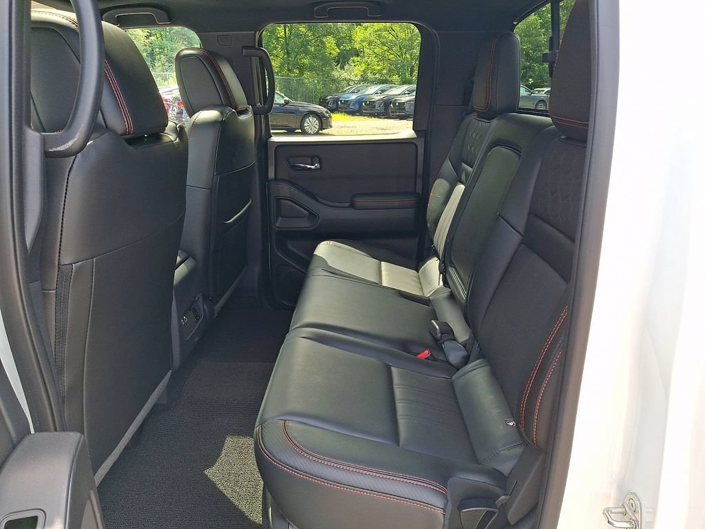 Used 2023 Nissan Frontier PRO-4X w/ Pro-4X Premium Package AWD/4WD image 10