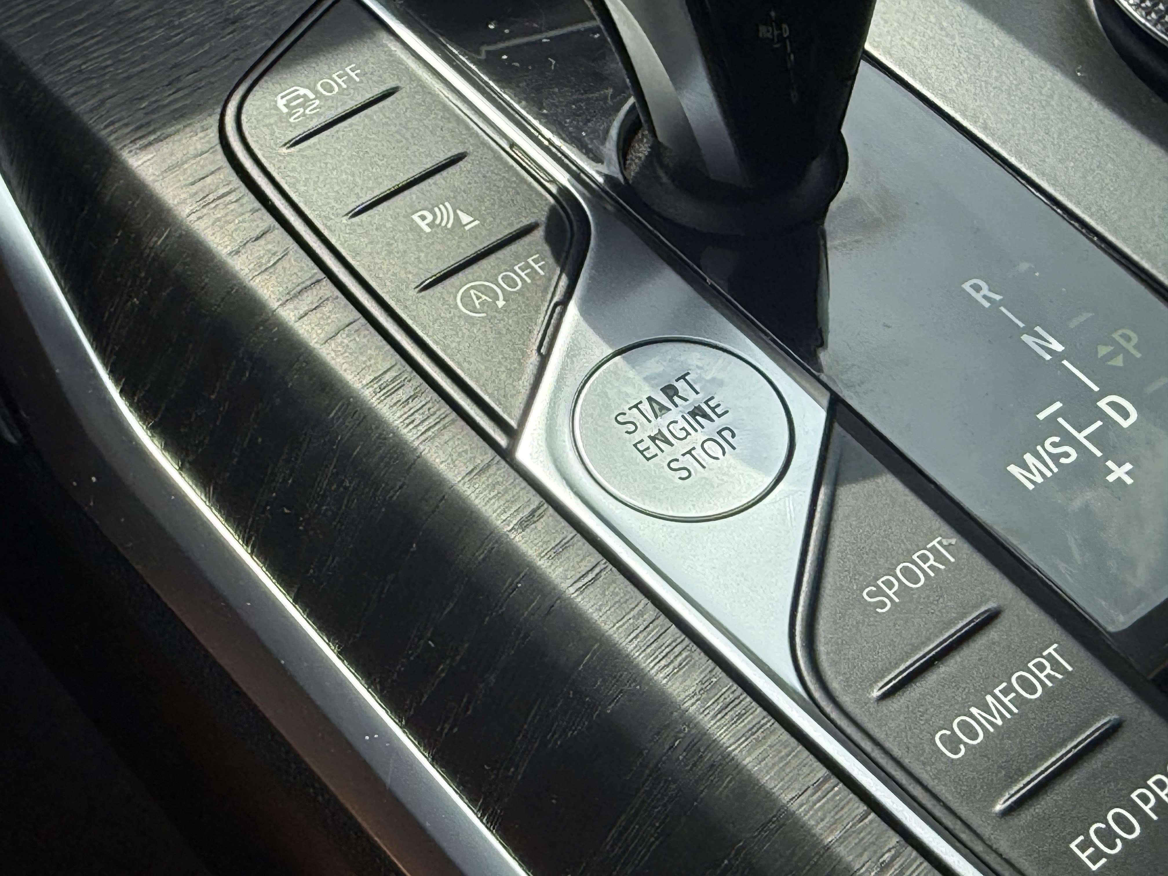 Used 2019 BMW 330i Sedan w/ Premium Package RWD image 24