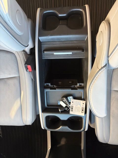 Used 2024 Honda Odyssey Elite image 25