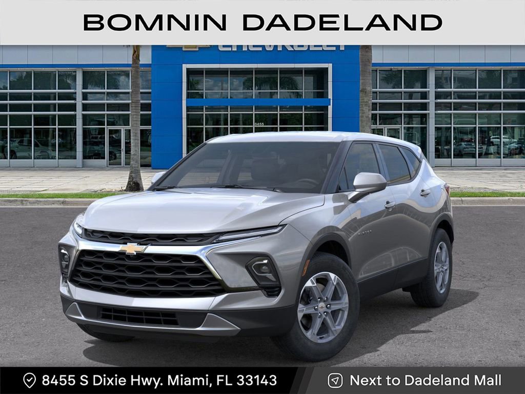 New 2025 Chevrolet Blazer LT image 7