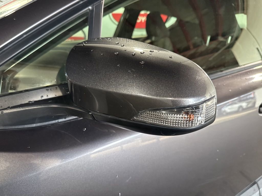 Used 2021 Toyota C-HR LE image 7