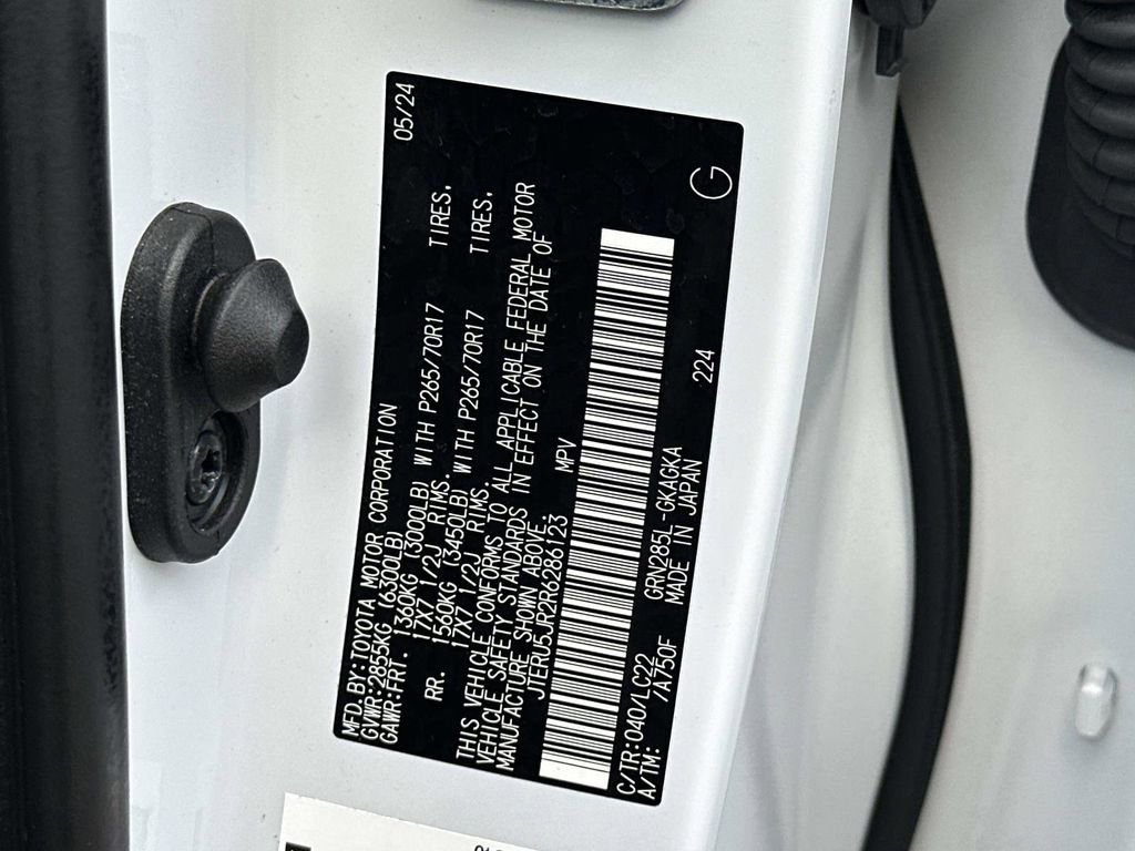 Used 2024 Toyota 4Runner TRD Off-Road Premium image 29