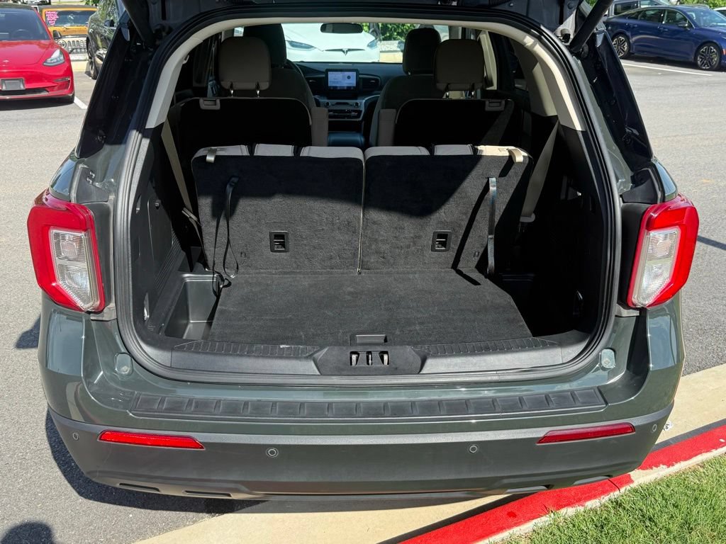 Used 2023 Ford Explorer XLT RWD image 31