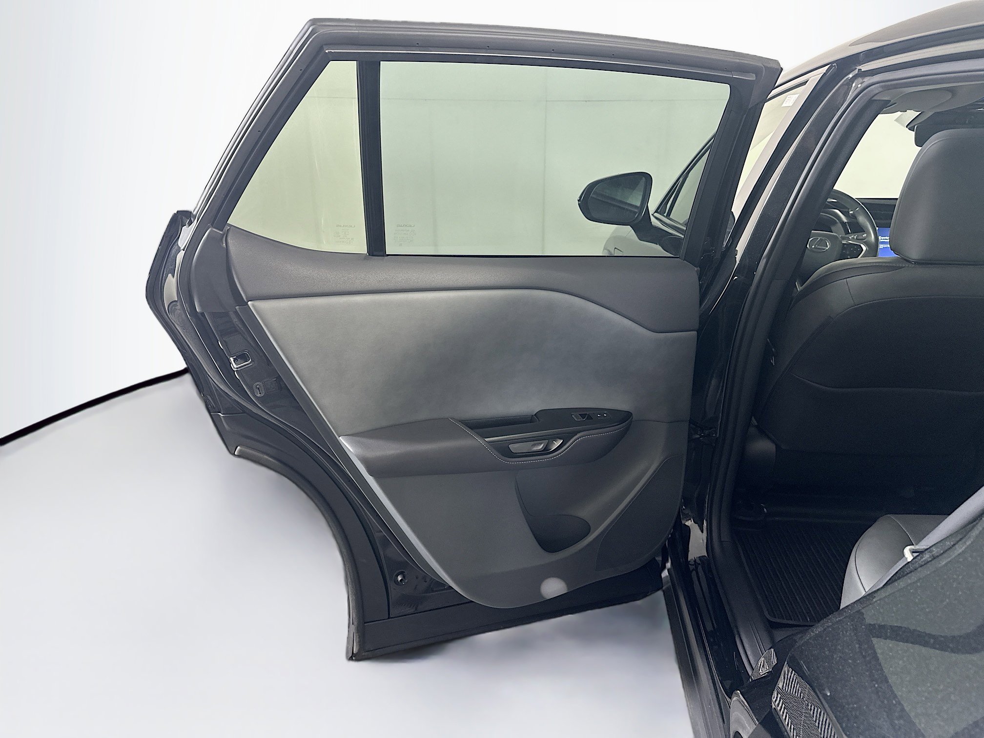 Used 2023 Lexus RZ 450e Premium w/ Technology Package image 28