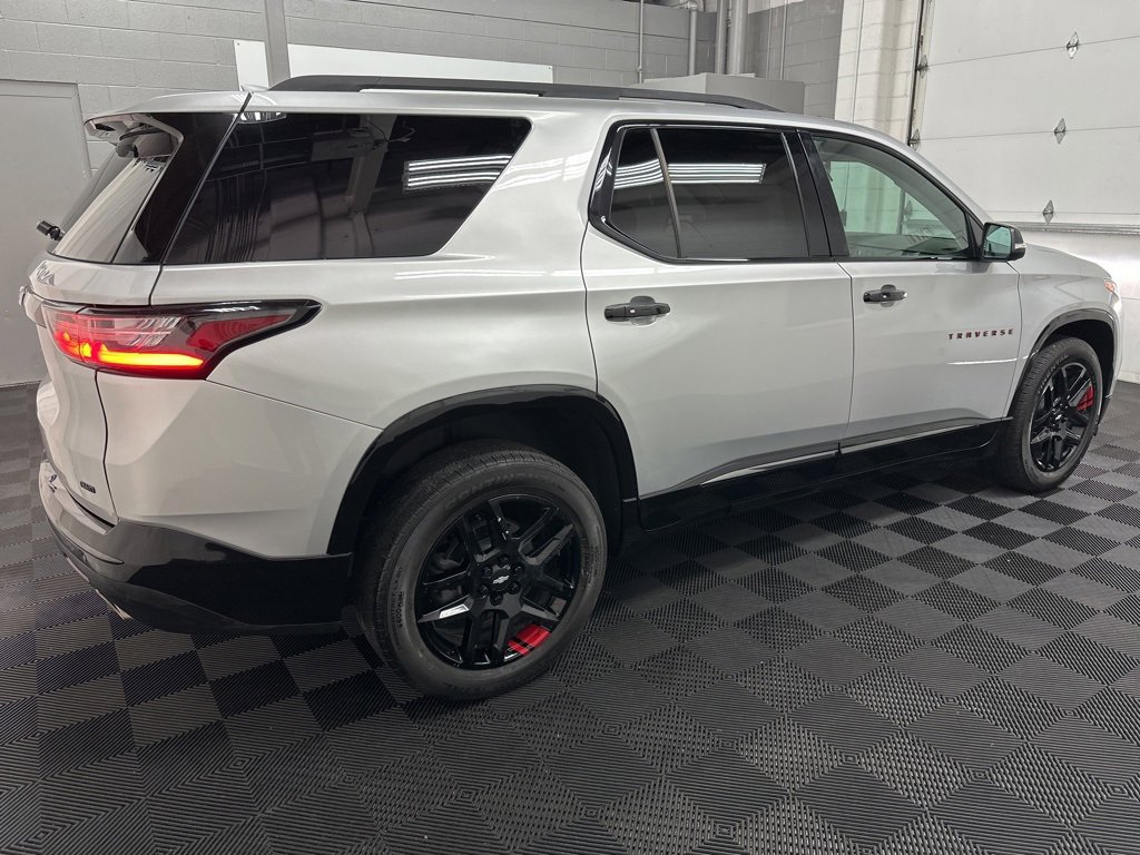 Used 2021 Chevrolet Traverse Premier w/ Redline Edition image 10