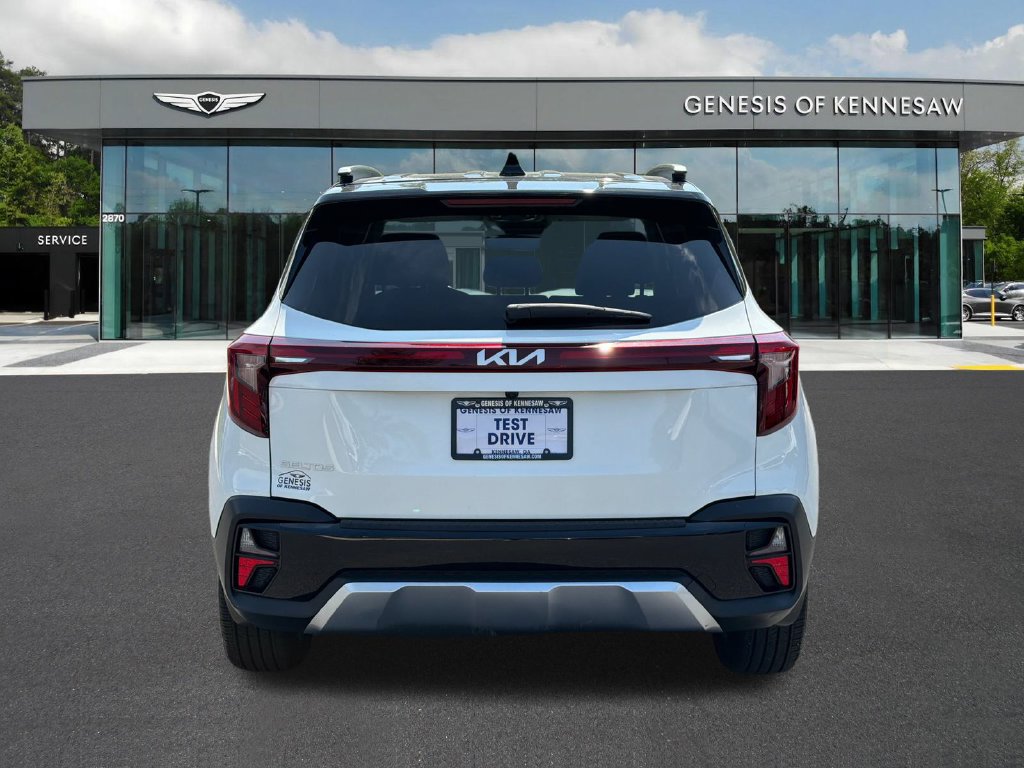 Used 2024 Kia Seltos S FWD image 7