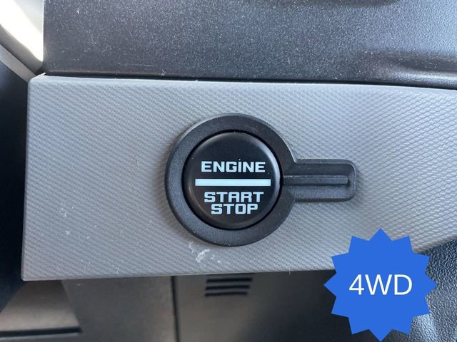 Used 2022 Ford Bronco Black Diamond image 17