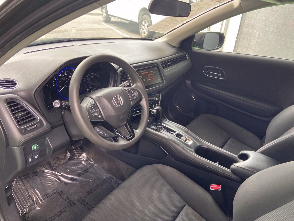 Used 2017 Honda HR-V EX image 35