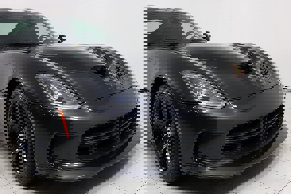 Used 2014 SRT Viper SRT-10 image 36