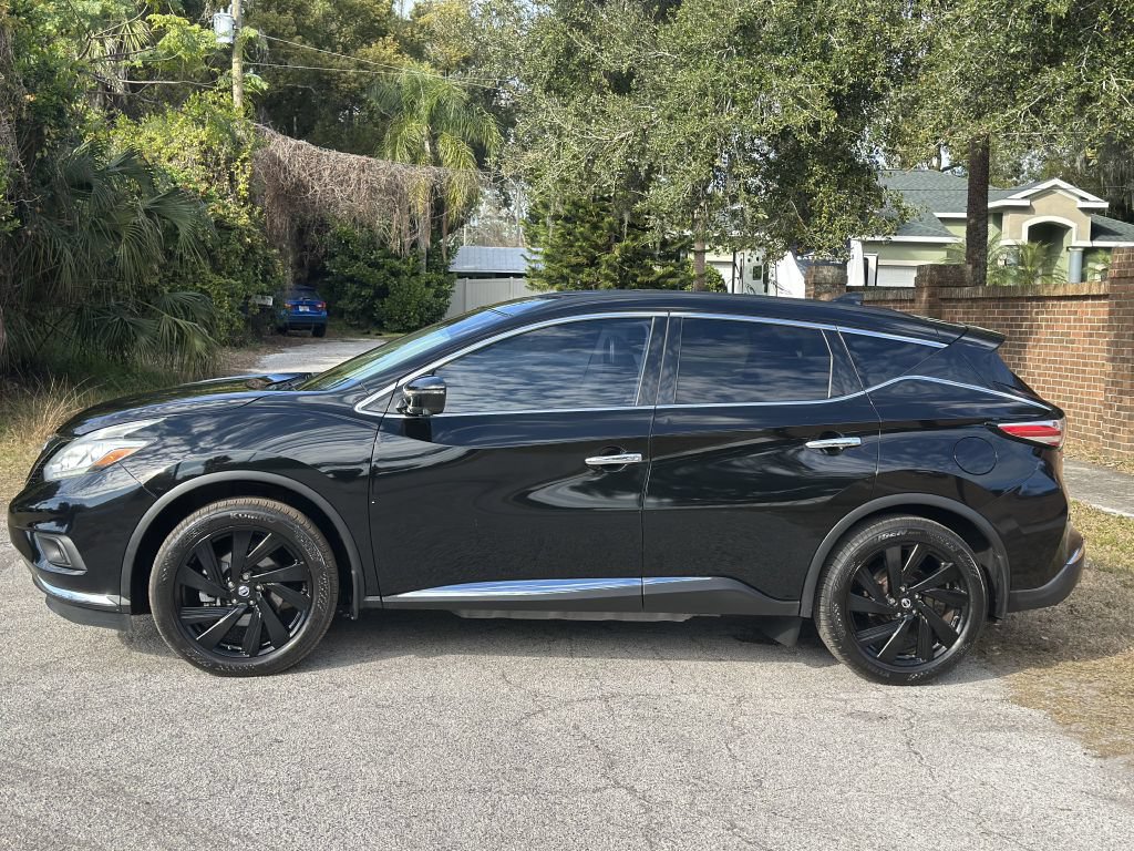 Used 2017 Nissan Murano Platinum w/ Platinum Technology Package FWD image 2