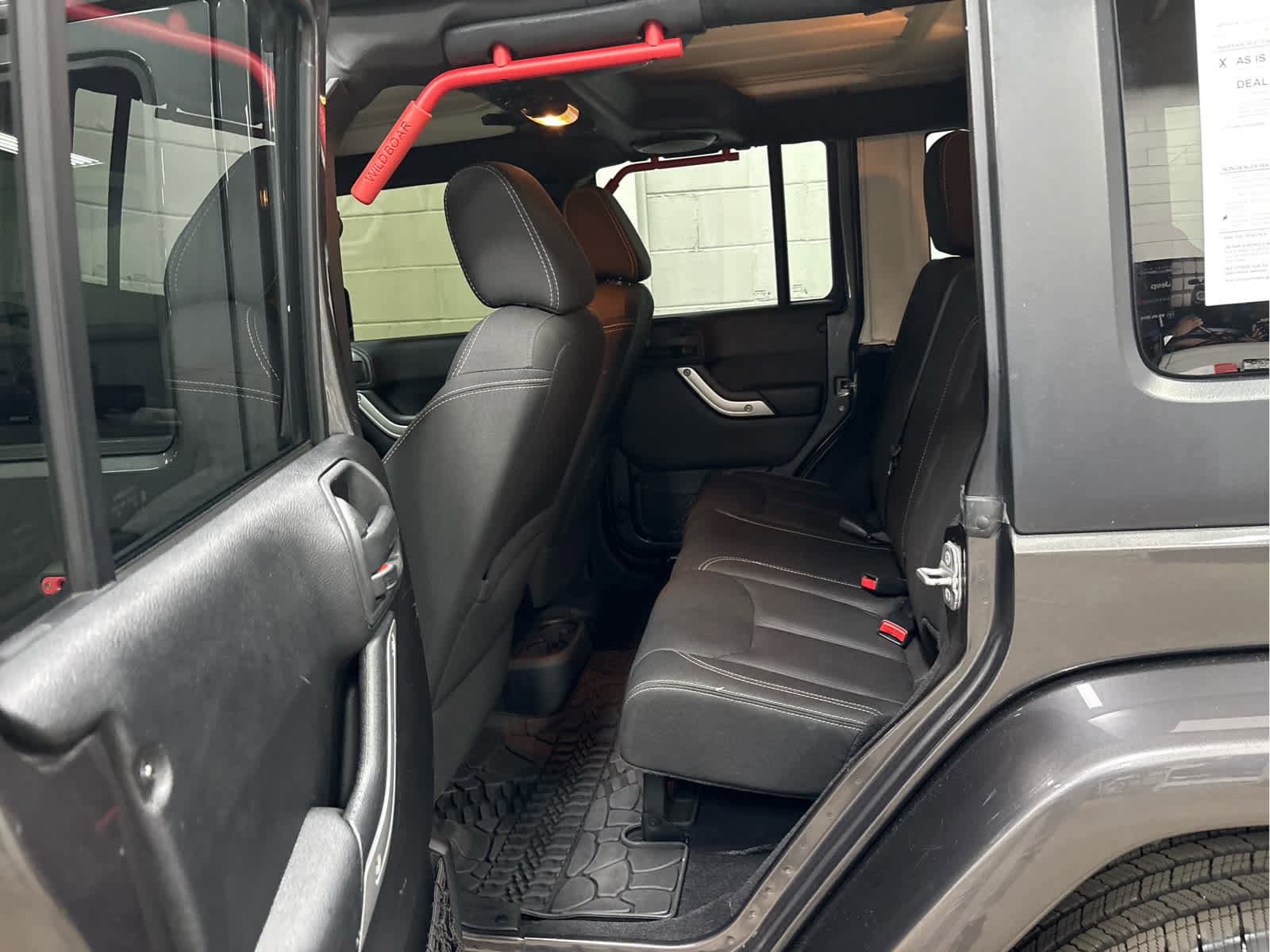 Used 2014 Jeep Wrangler Unlimited Sahara w/ Connectivity Group image 36