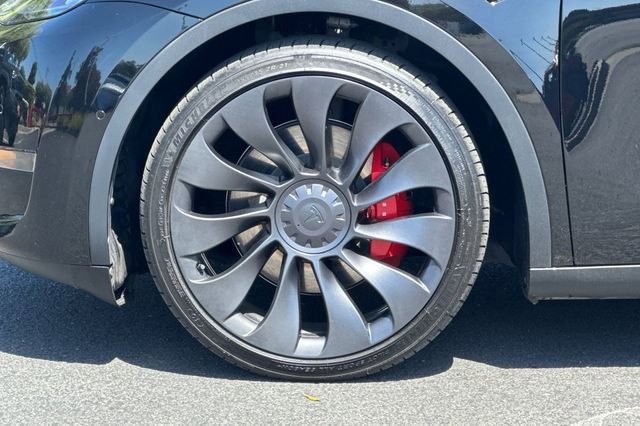 Used 2022 Tesla Model Y Performance AWD/4WD image 29