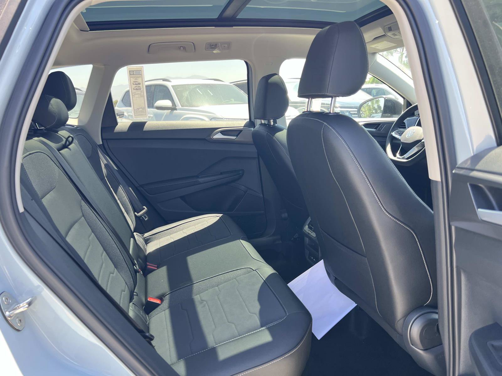 New 2026 Volkswagen Taos SE FWD image 33