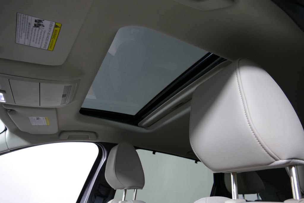 Used 2024 MAZDA CX-90 3.3 Turbo w/ Preferred Plus image 12