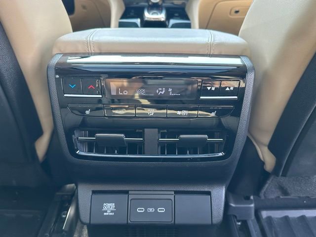 Used 2025 Acura MDX w/ Advance Package image 32