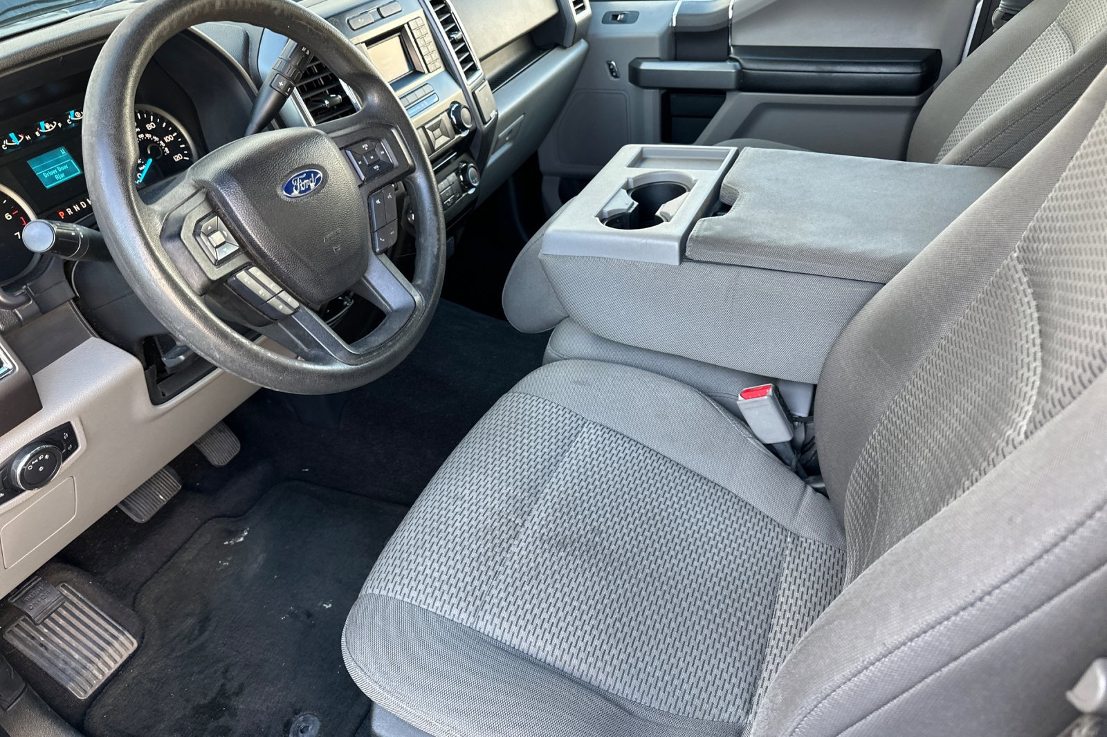 Used 2016 Ford F150 XLT image 10