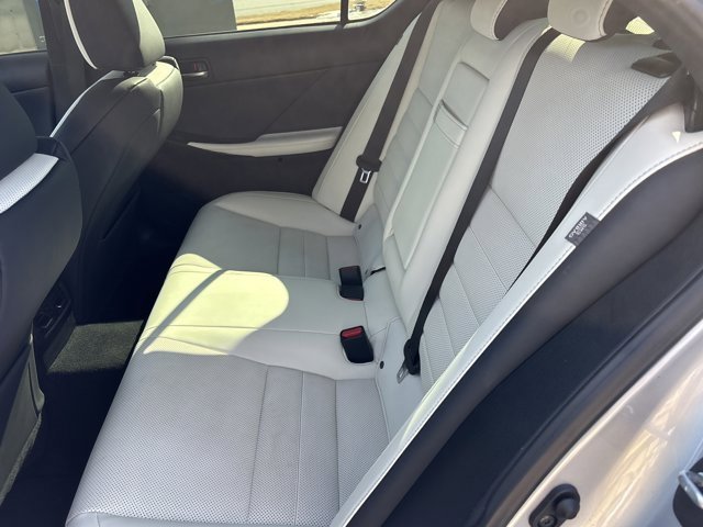 Used 2022 Lexus IS 350 F Sport image 14
