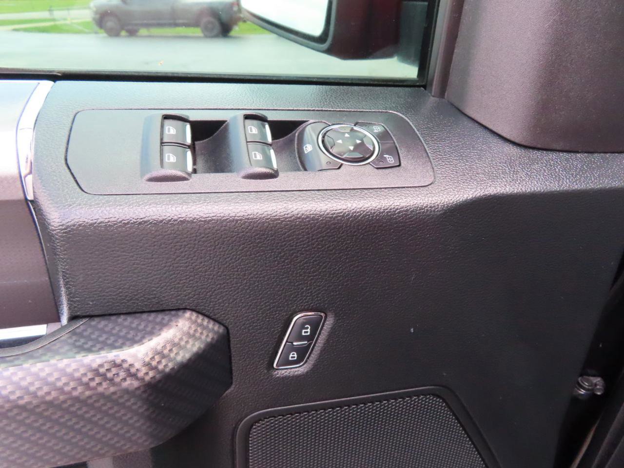 Used 2016 Ford F150 XLT w/ Equipment Group 302A Luxury AWD/4WD image 26