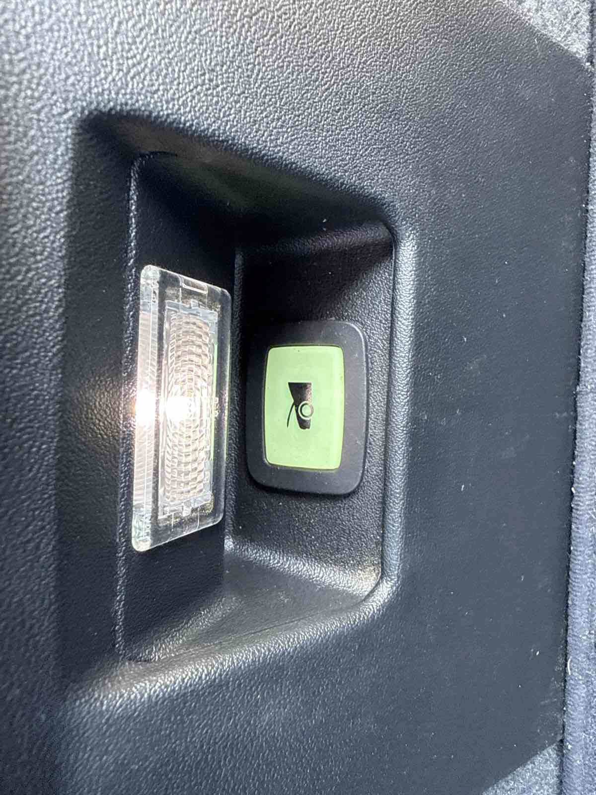 Used 2012 Tesla Model S Performance RWD image 35