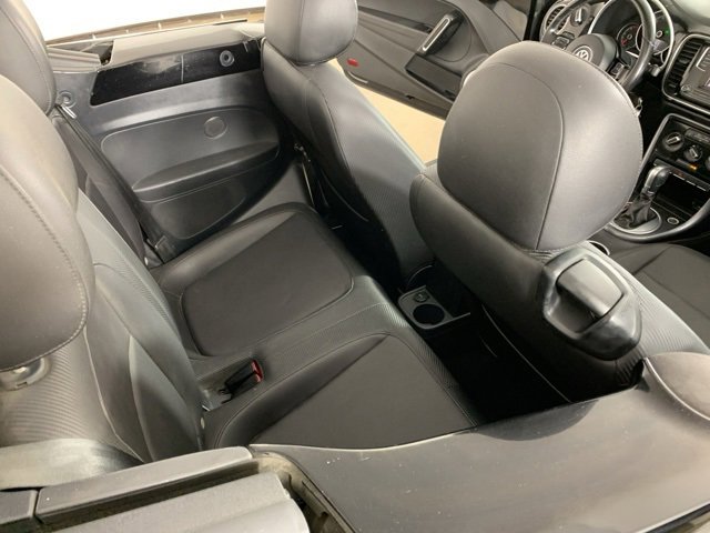 Used 2018 Volkswagen Beetle 2.0T S image 17